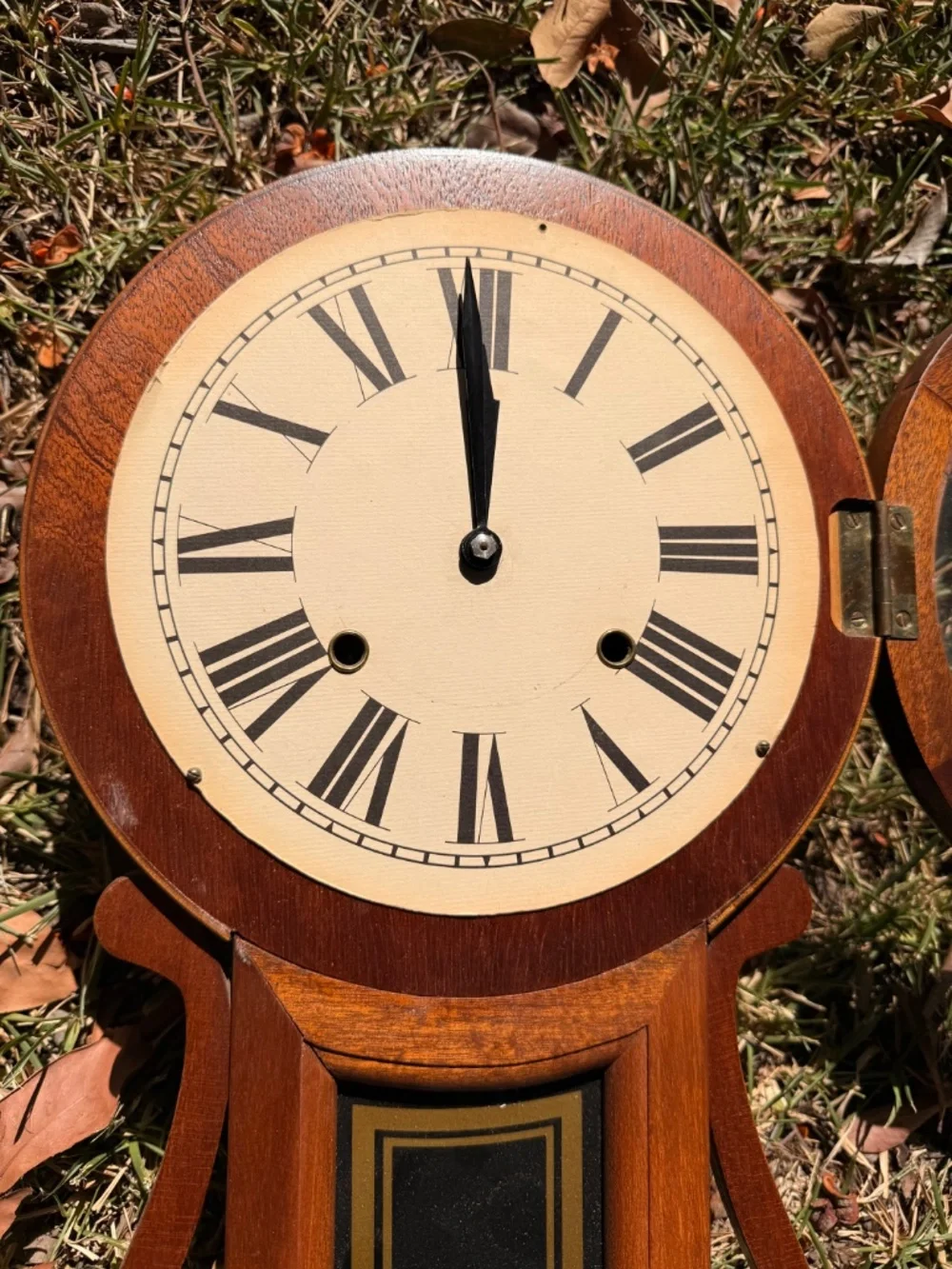 Antique-Style Figure-8 